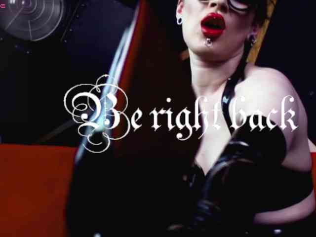 MistressVenena webcam