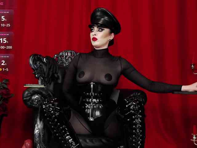 MistressVenena webcam