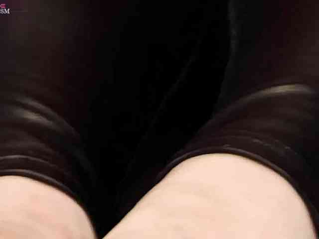 MistressVenena webcam