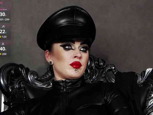 MistressVenena webcam