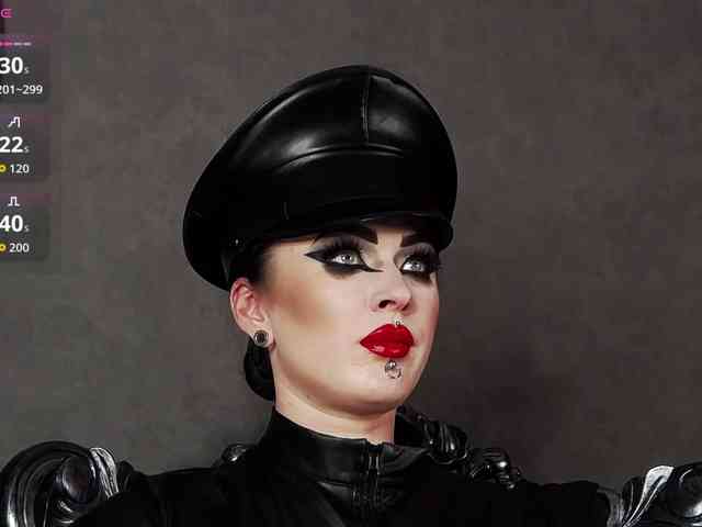 MistressVenena webcam