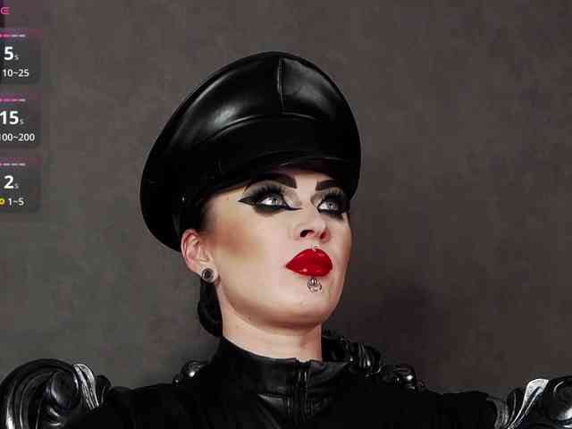 MistressVenena webcam