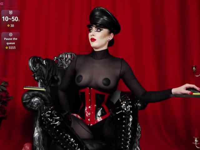 MistressVenena webcam