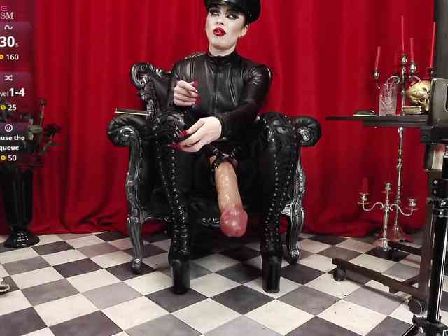 MistressVenena webcam