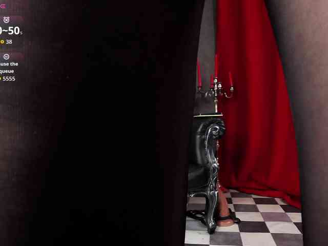 MistressVenena webcam