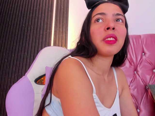 AllysonCute's BongaCams show and profile
