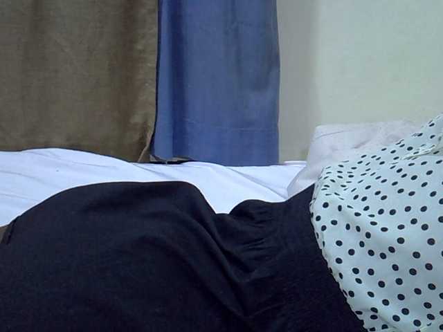 Bigbutts's BongaCams show and profile