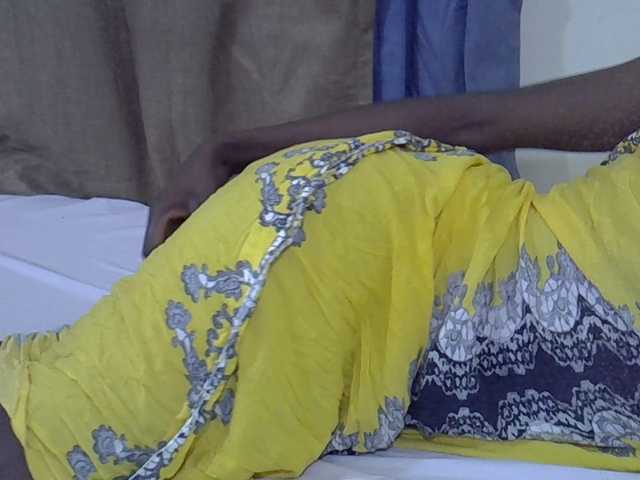 Bigbutts's BongaCams show and profile