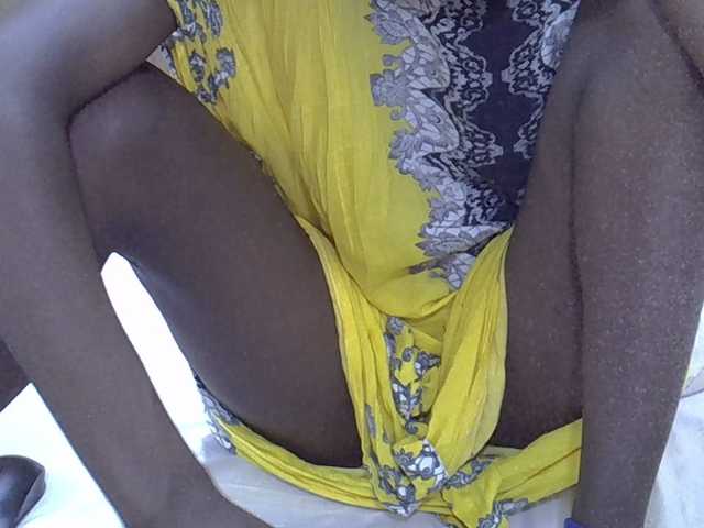 Bigbutts's BongaCams show and profile