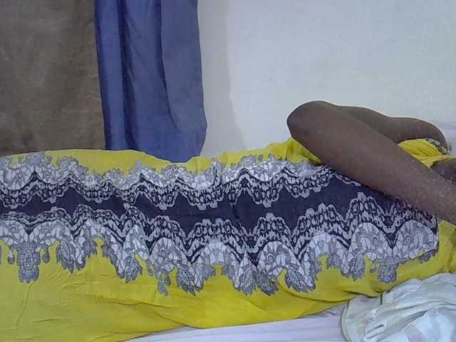 Bigbutts's BongaCams show and profile