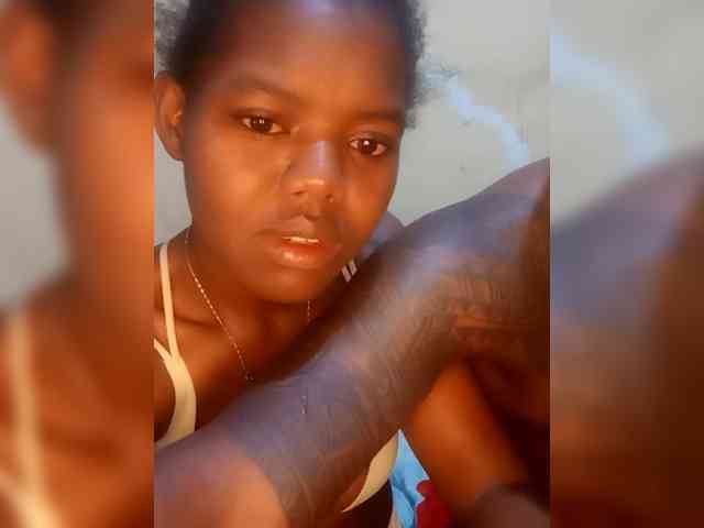 lovelylove1-1 webcam