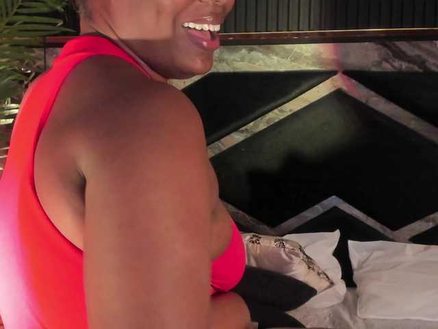  EvelynBrooks chat room