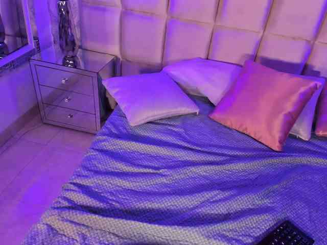 EvelynBrooks EvelynBrooks