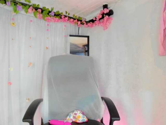 yelina live sex show