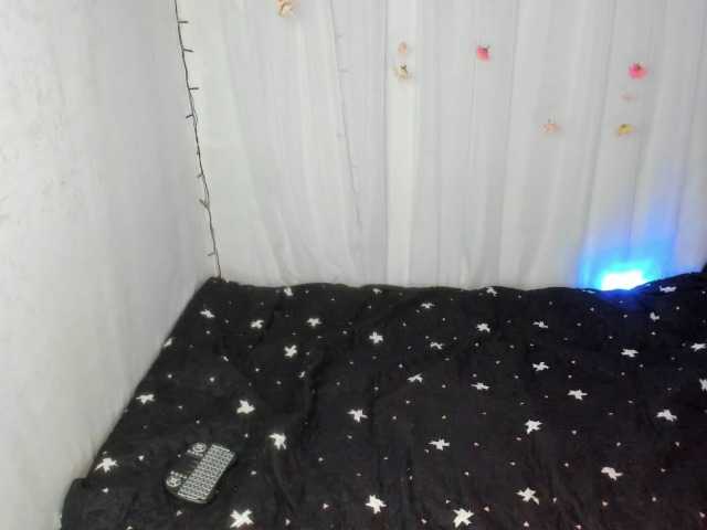 yelina live sex show