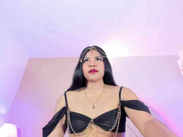 MarcelineTemptation bongacams