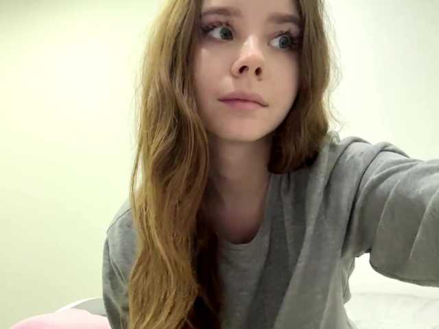 Check-out the amazing livestreamer Lil-RO-XO as she's caressing her body Lil-RO-XO from BongaCams