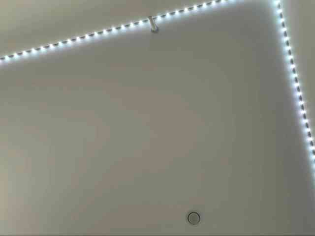 Lil-RO-XO webcam