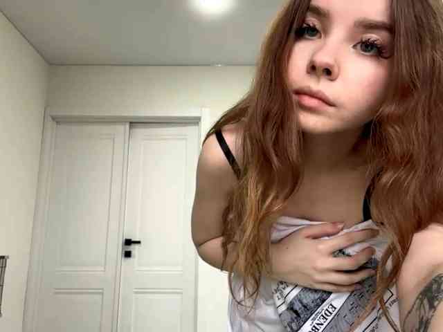 Lil-RO-XO webcam