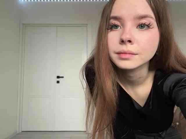 Lil-RO-XO webcam