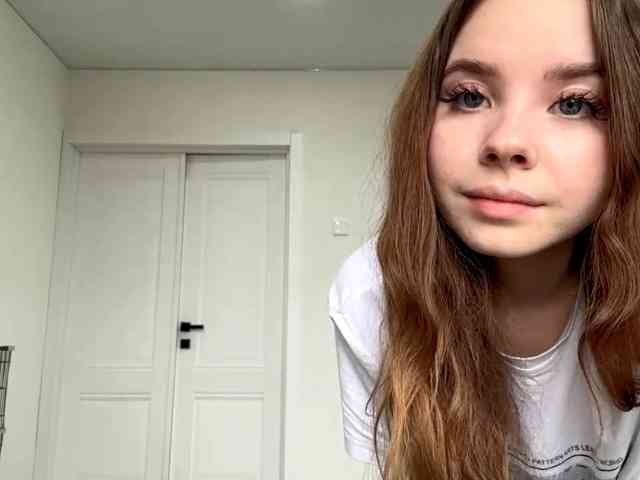Lil-RO-XO webcam