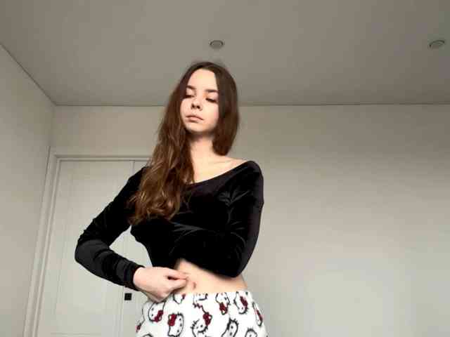 Lil-RO-XO webcam