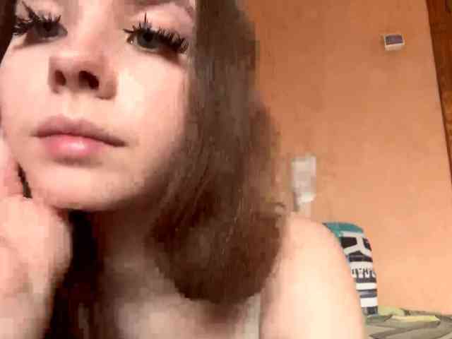 Lil-RO-XO Live Webcam on {site_name}