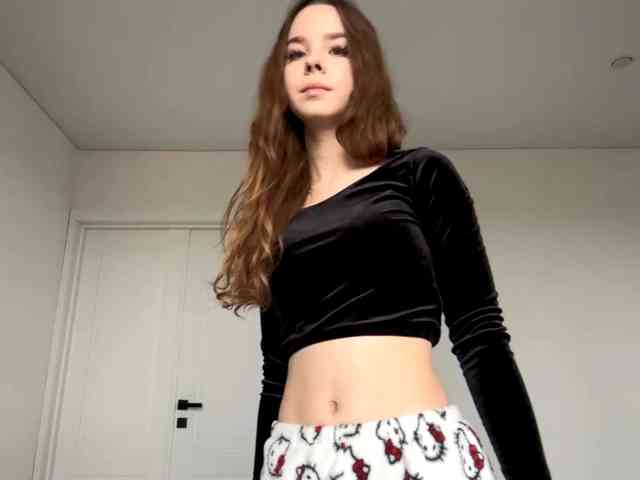 Lil-RO-XO webcam