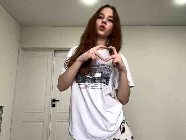 Lil-RO-XO webcam