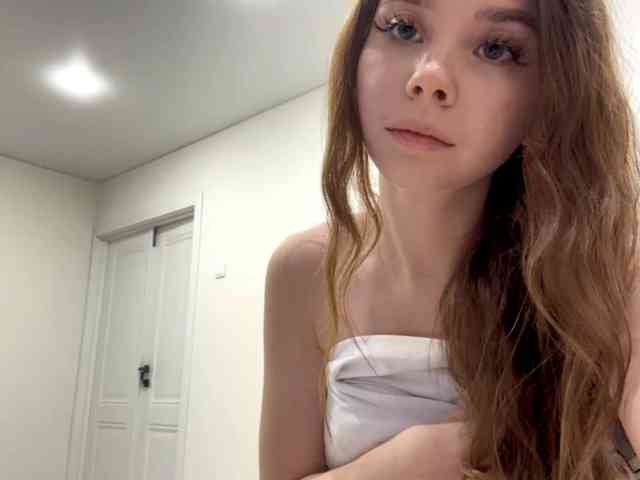 Lil-RO-XO webcam
