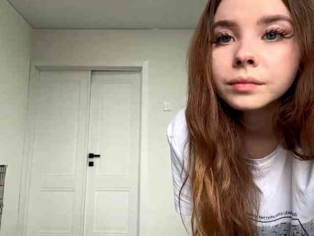Lil-RO-XO webcam