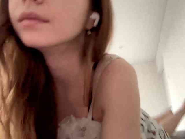 strip chat nude Lil-RO-XO