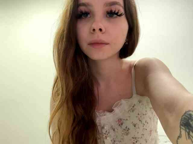 Lil-RO-XO Live Webcam on BongaCams