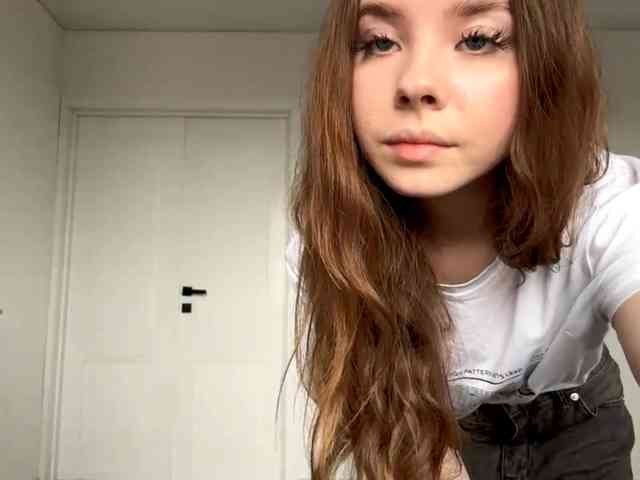 Lil-RO-XO webcam
