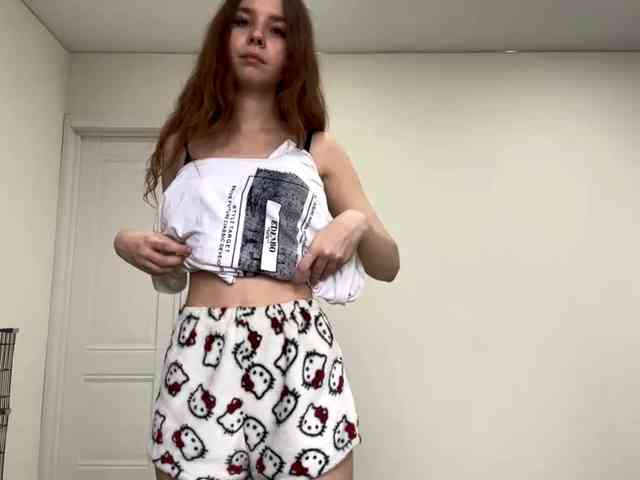 Lil-RO-XO webcam