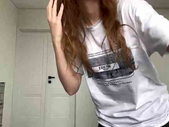Lil-RO-XO webcam