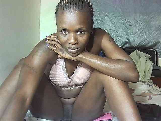 Naughtyviv webcam