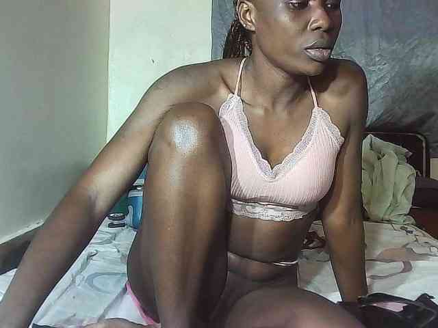 Naughtyviv webcam