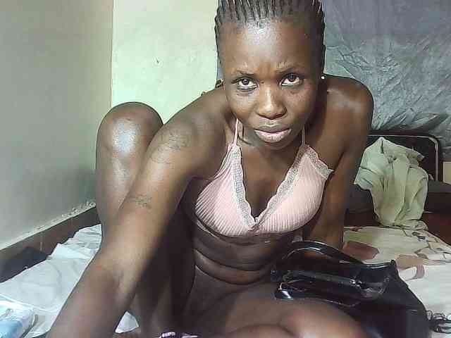Naughtyviv webcam