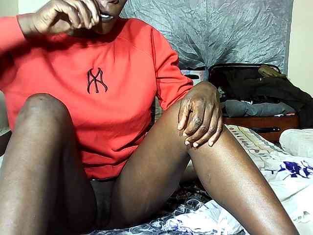 Naughtyviv webcam