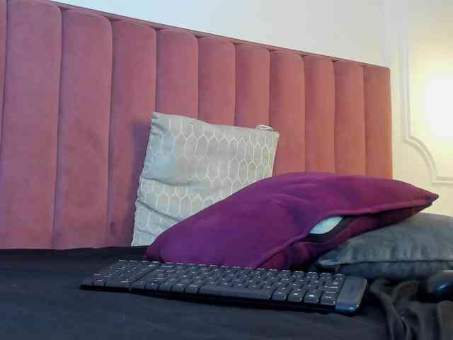 CelinaKyle1 webcam