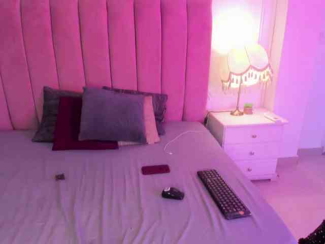 CelinaKyle1 Live Webcam on BongaCams