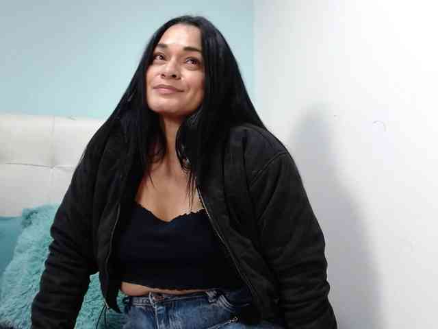 AntonellaaLove webcam