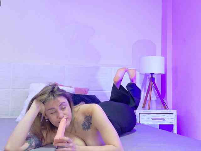 Georgina-Annyston webcam