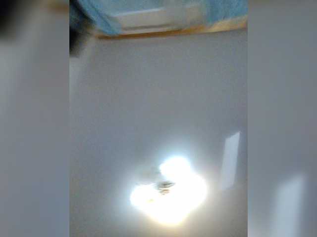 MilfaSguirt's BongaCams show and profile