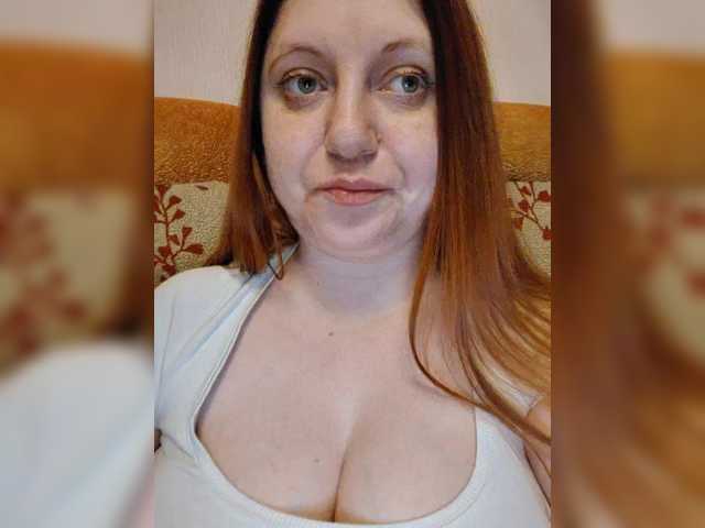 MilfaSguirt – webcam model profile photo