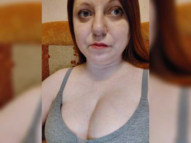 MilfaSguirt — Tits big, happy new year!am Olesya, from Russia, I'm 36 age.lovens for 2 tokens, like 51,333. Pm 40 tokens