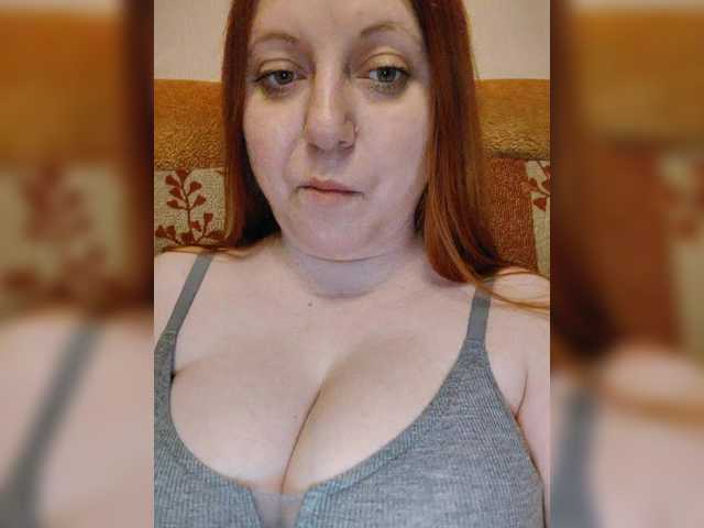 MilfaSguirt – webcam model profile photo