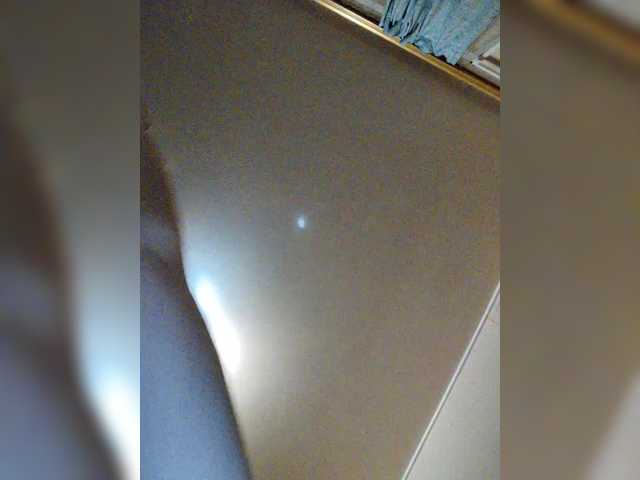 MilfaSguirt's BongaCams show and profile