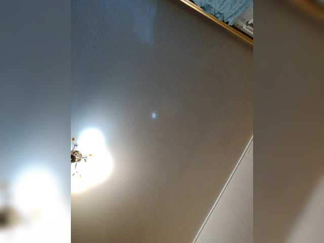 MilfaSguirt's BongaCams show and profile